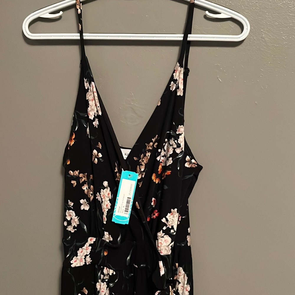 Cropped jumpsuit! Brand new, with tags! Very comfortable!